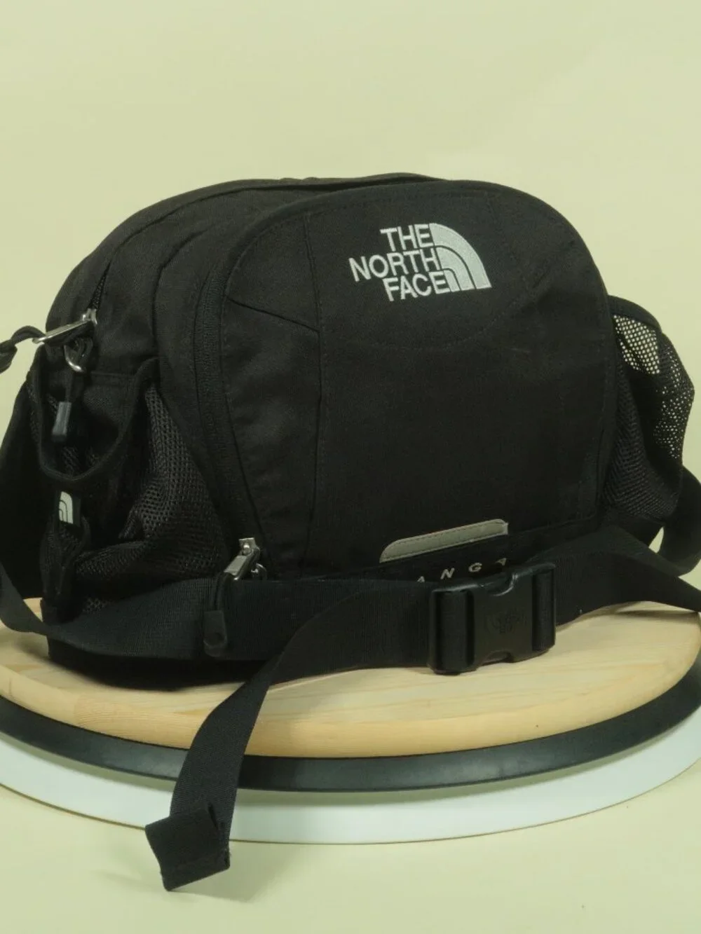 The North Face Kanga Waist Bag Fanny Hip Pack Travel Hiking Black